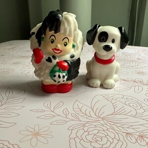 Fisher-Price Little People Cruella Deville & Dalmation